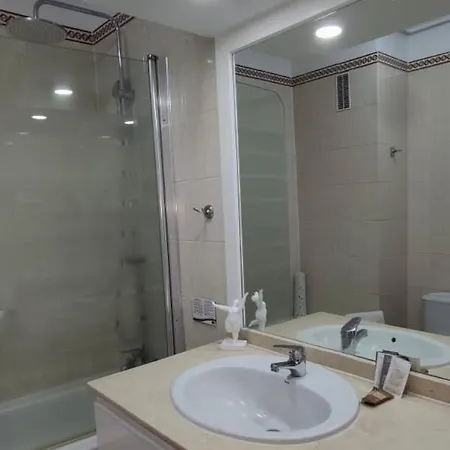 Mery's Albatros Two Bedrooms Апартаменты *